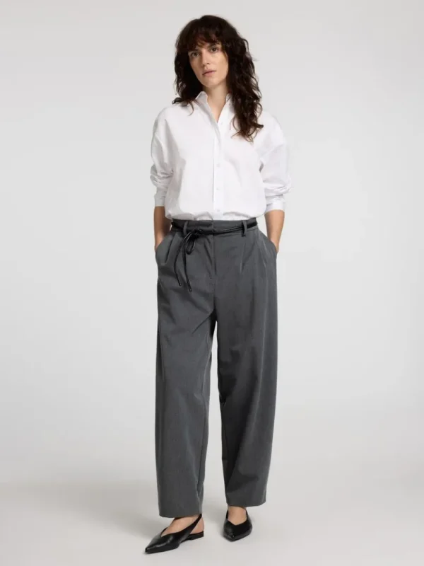 Bukser>SELECTED SKRÆDDERSYEDE BUKSER MED BARREL-FIT Grey