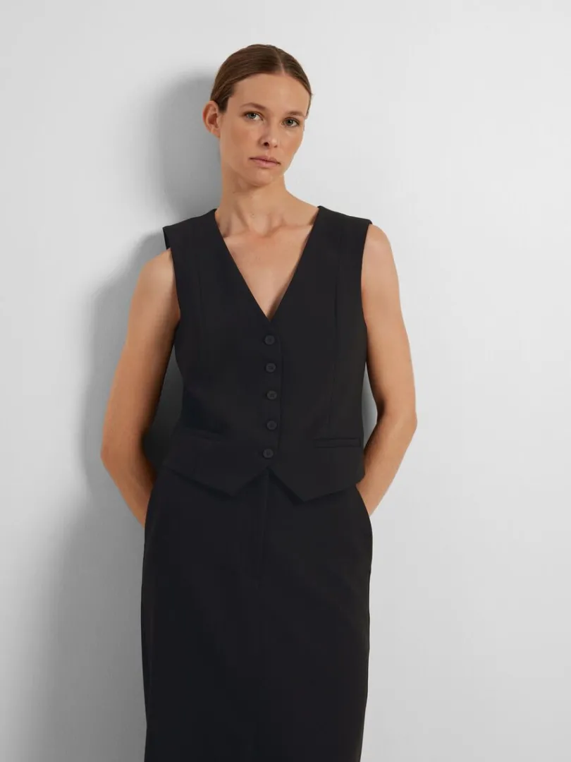 skrddersyede_vest_2-4.webp Jakkesæt & Blazers | Toppe Og Bluser>SELECTED SKRÆDDERSYEDE VEST Black