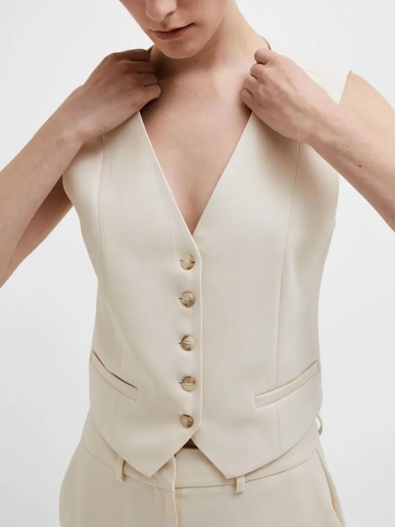 skrddersyede_vest_2.webp Toppe Og Bluser>SELECTED SKRÆDDERSYEDE VEST Beige