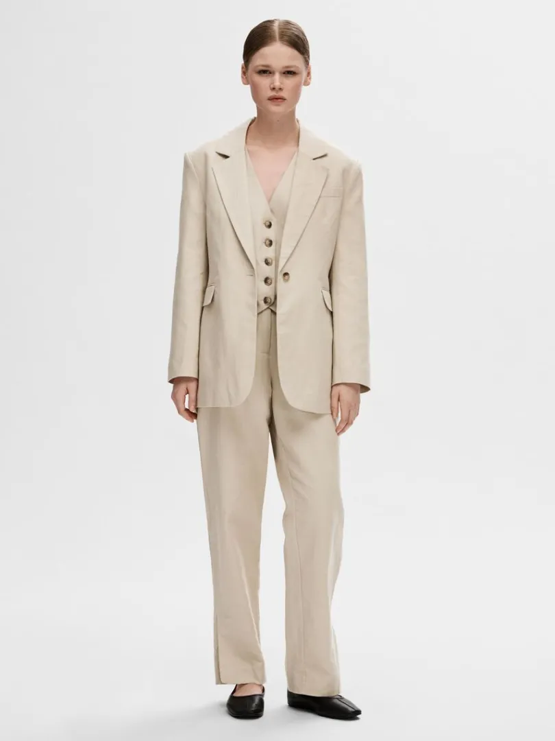 slim_fit_blazer_1.webp Jakkesæt & Blazers>SELECTED SLIM FIT BLAZER Beige