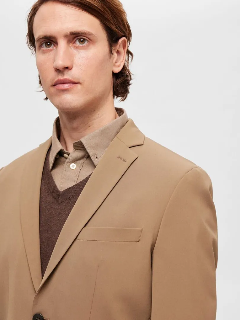 slim_fit_blazer_3-22.webp Jakkesæt & Blazers>SELECTED SLIM FIT BLAZER Brown