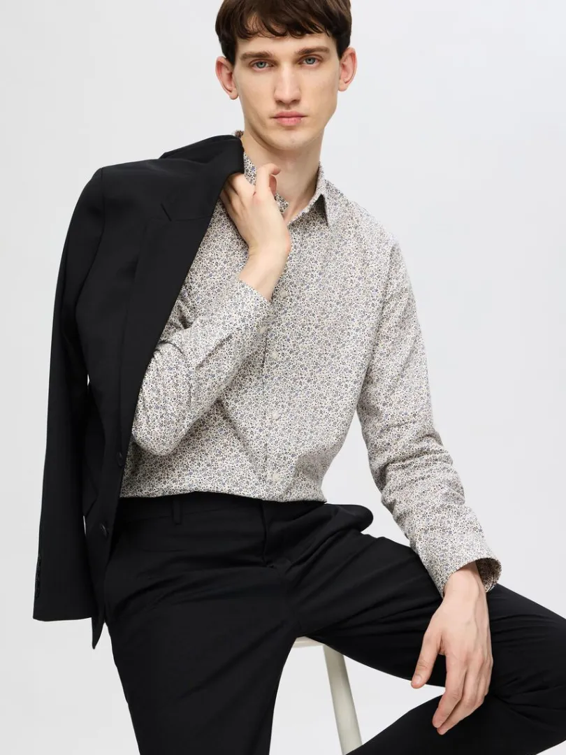 slim_fit_skjorte_3-1.webp Skjorter>SELECTED SLIM FIT SKJORTE Beige