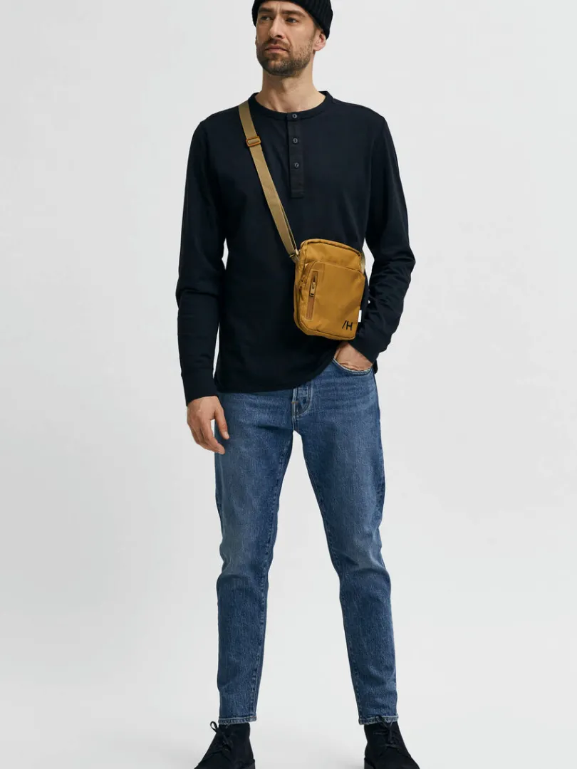 slim_tapered_fit_jeans_3.webp Jeans>SELECTED 172 SLIM TAPERED FIT JEANS Blue