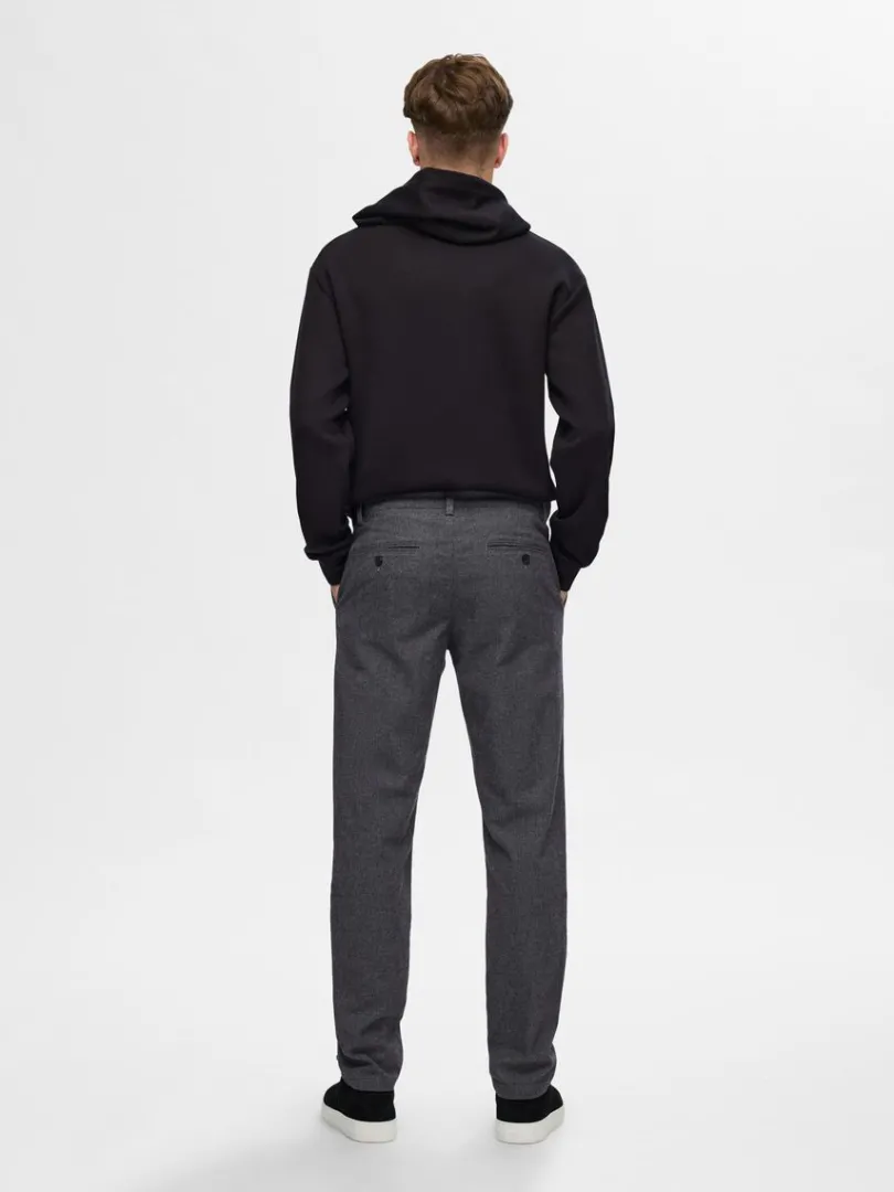 slimfit_brstet_chinos_1.webp Bukser>SELECTED 175 SLIM-FIT BØRSTET CHINOS Grey