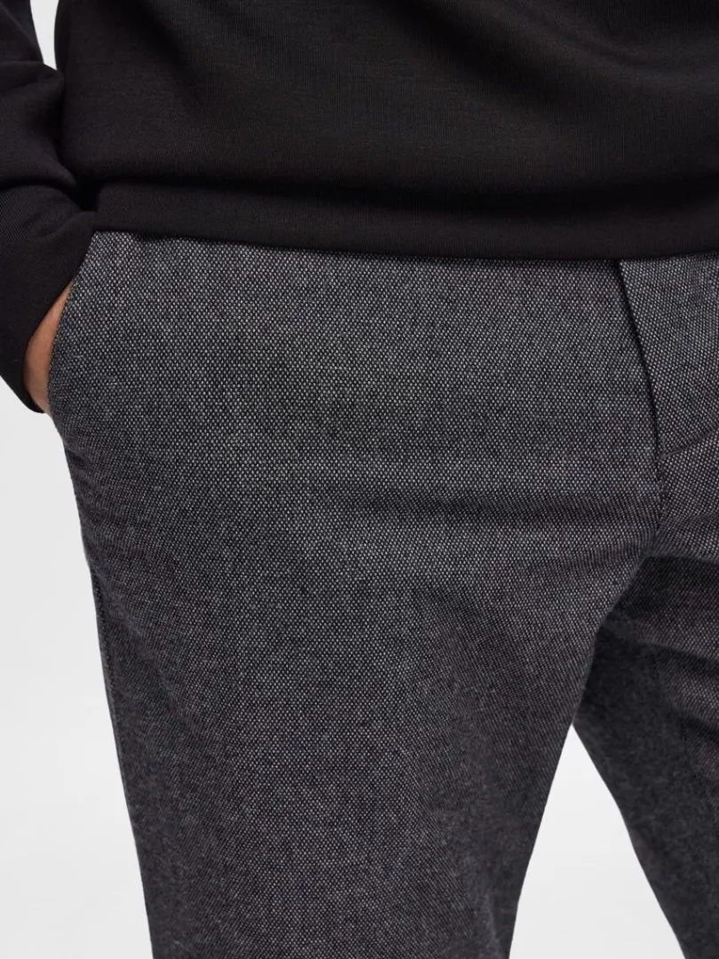 slimfit_brstet_chinos_5.webp Bukser>SELECTED 175 SLIM-FIT BØRSTET CHINOS Grey