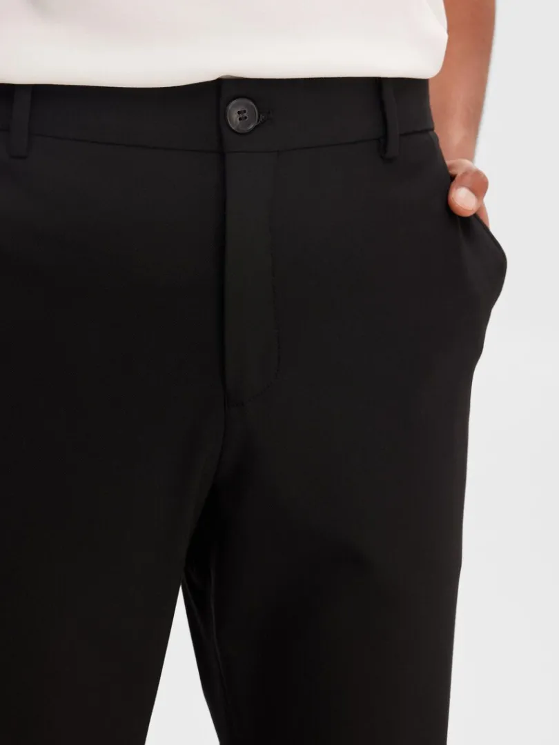 slimfit_bukser_4.webp Bukser>SELECTED 175 SLIM-FIT BUKSER Black