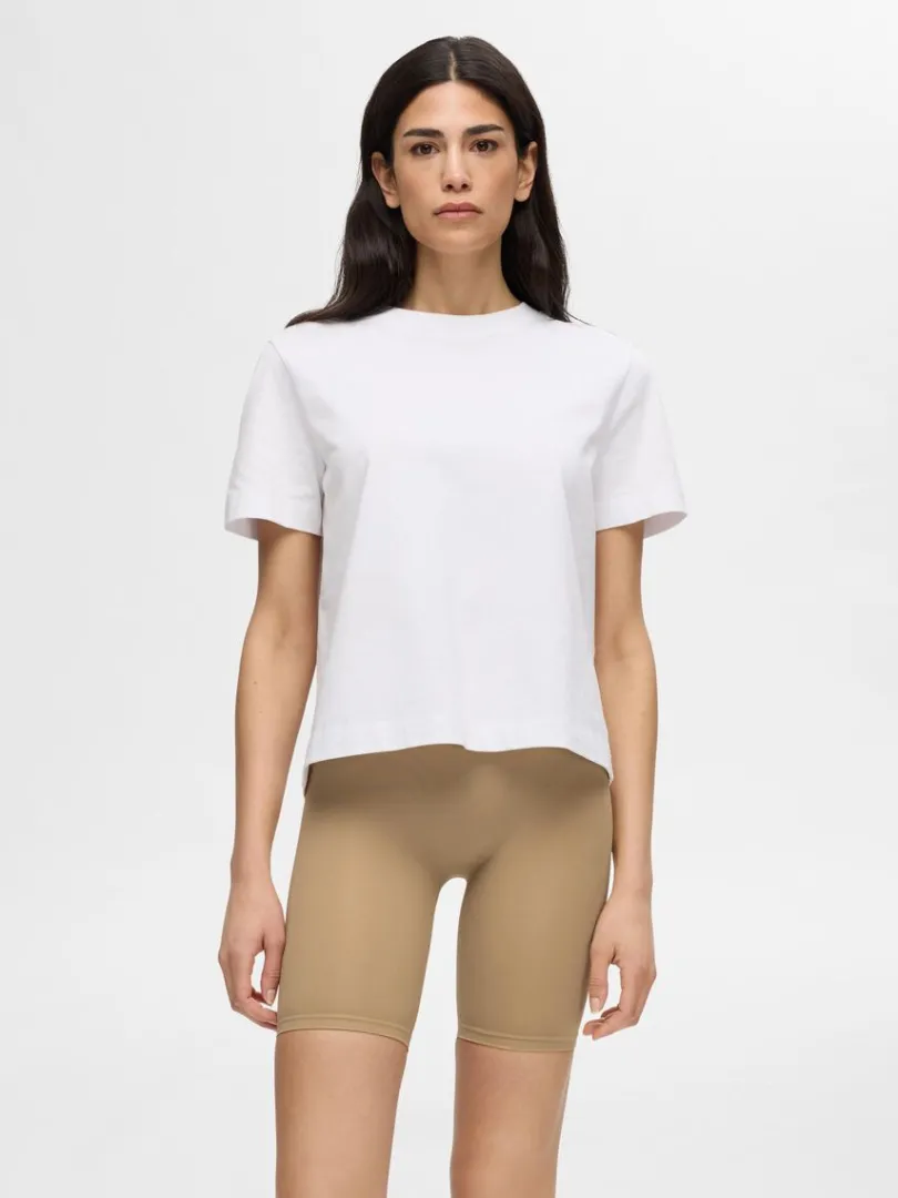 smls_shapewear_shorts_1-1.webp Shorts>SELECTED SØMLØS SHAPEWEAR SHORTS Beige