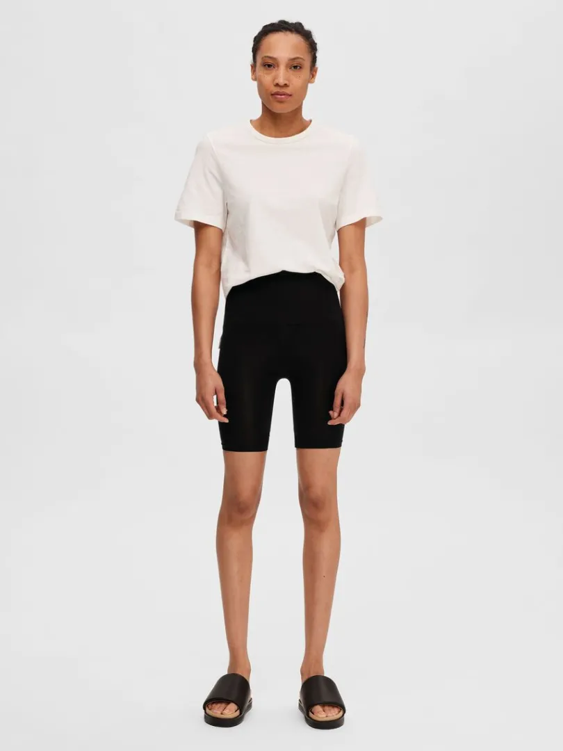 smls_shapewear_shorts_2.webp Shorts>SELECTED SØMLØS SHAPEWEAR SHORTS Black