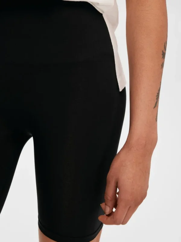 Shorts>SELECTED SØMLØS SHAPEWEAR SHORTS Black
