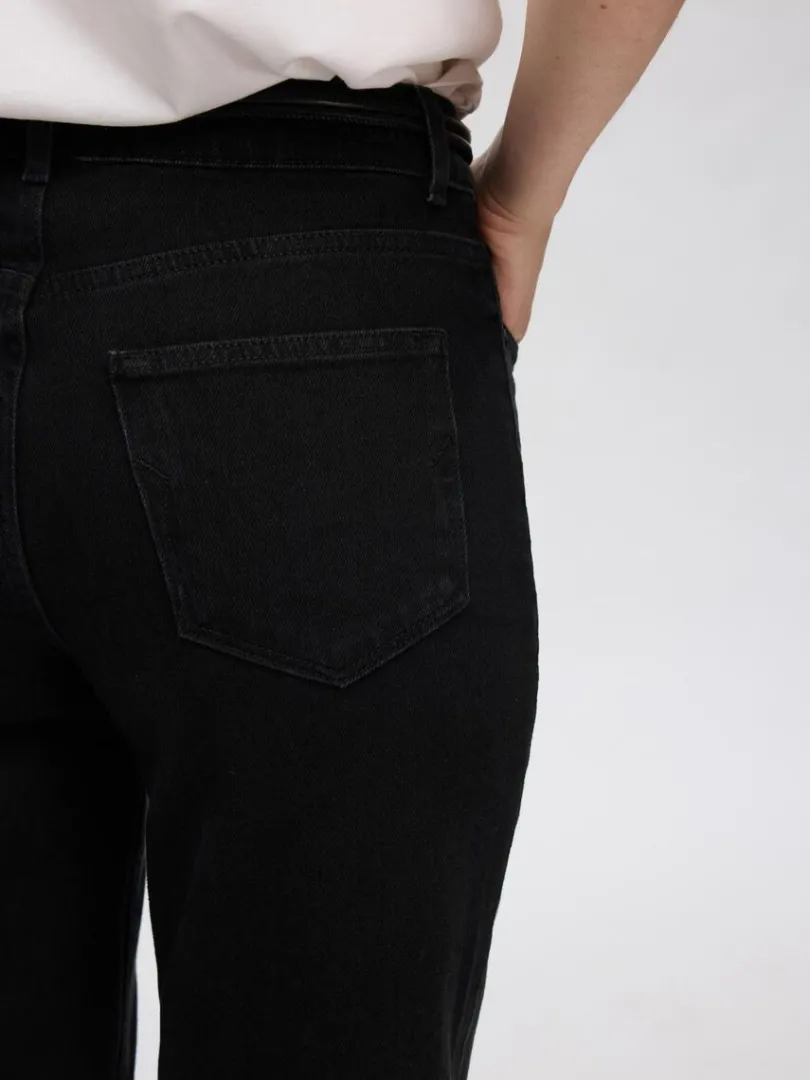 sort_straight_fit_jeans_3.webp Jeans>SELECTED SORT STRAIGHT FIT JEANS Black