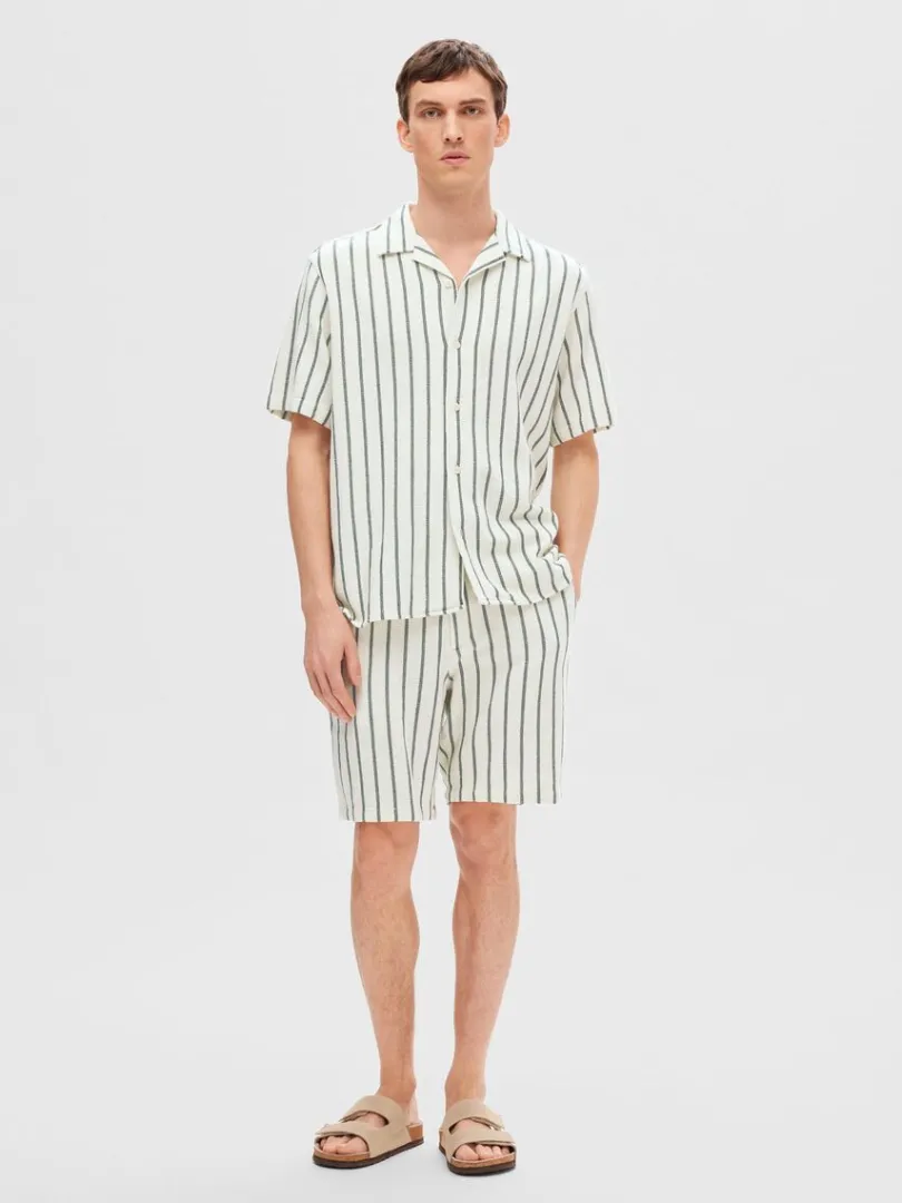 stribede_shorts_2-1.webp Shorts>SELECTED STRIBEDE SHORTS Green
