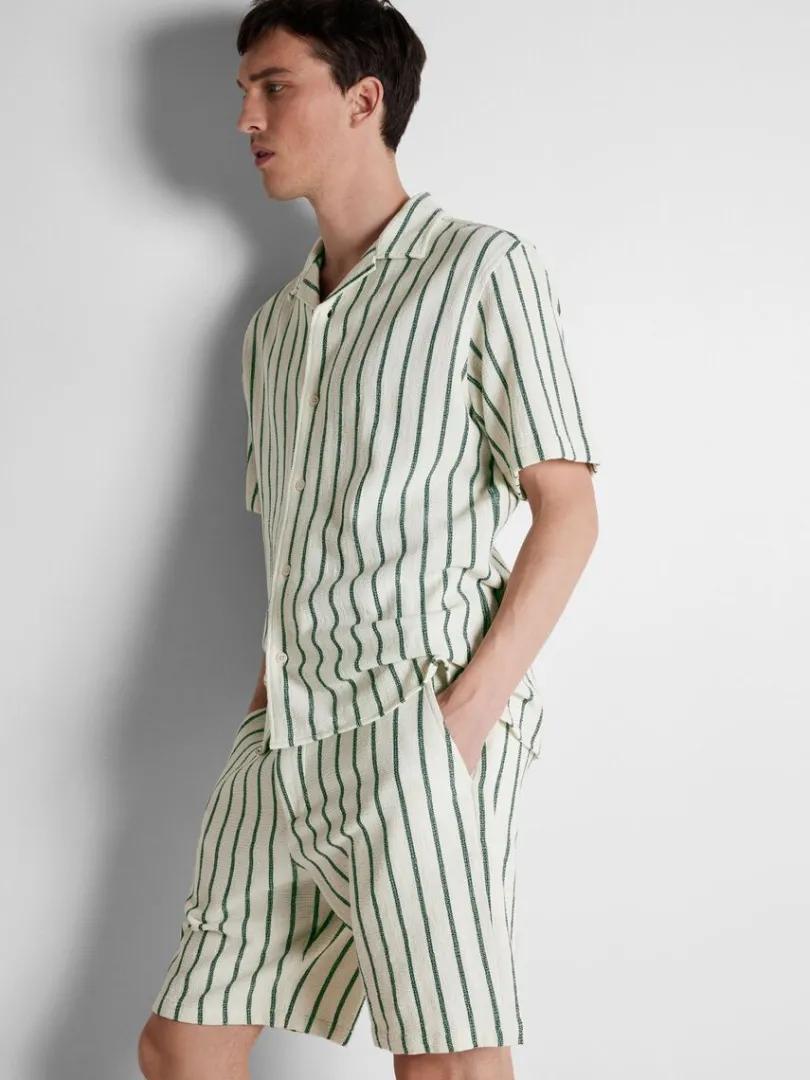 stribede_shorts_3-3.webp Shorts>SELECTED STRIBEDE SHORTS Green