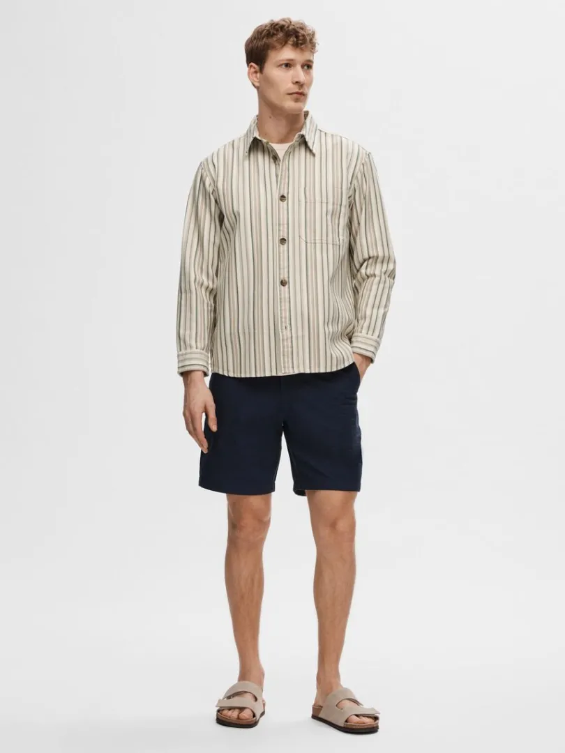stribet_bomuld_overshirt_2.webp Overtøj | Skjorter>SELECTED STRIBET BOMULD OVERSHIRT Beige