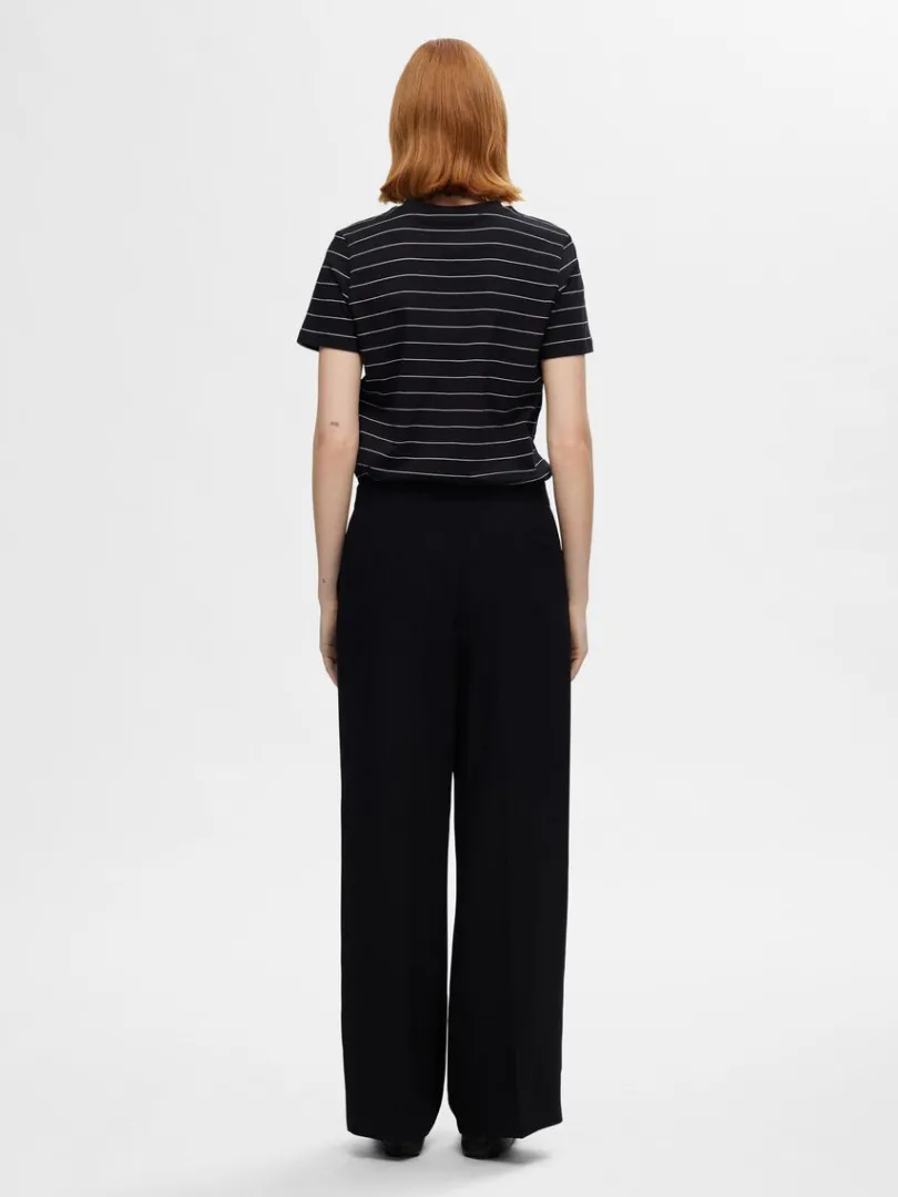 stribet_bomuld_tshirt_4-6.webp T-shirts>SELECTED STRIBET BOMULD T-SHIRT Black