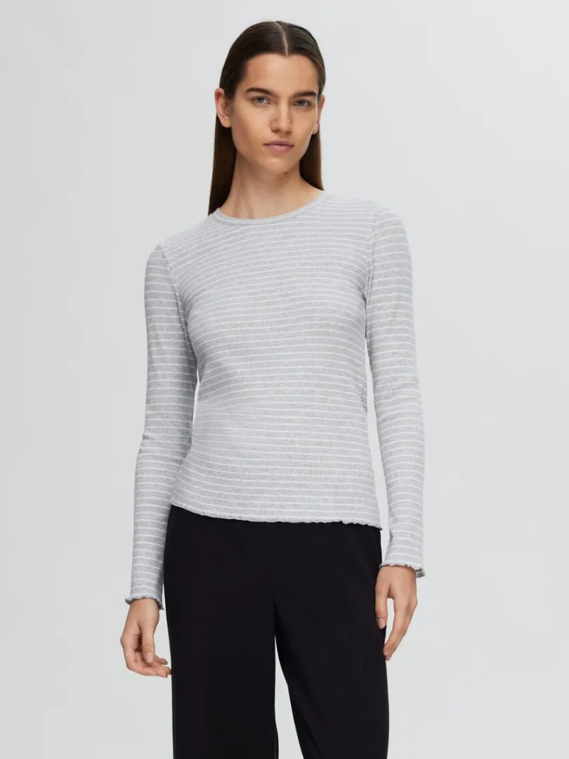 stribet_langrmet_tshirt_0-2.webp T-shirts>SELECTED STRIBET LANGÆRMET T-SHIRT Grey