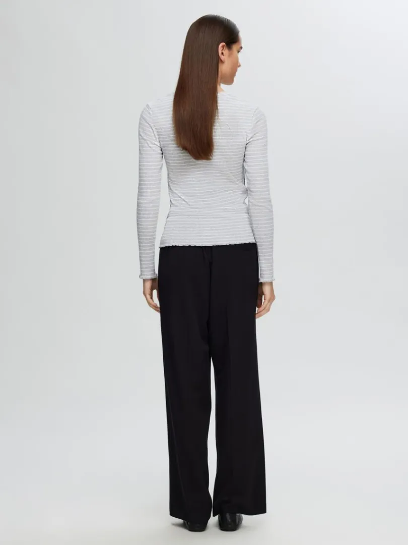 stribet_langrmet_tshirt_4-1.webp T-shirts>SELECTED STRIBET LANGÆRMET T-SHIRT Grey