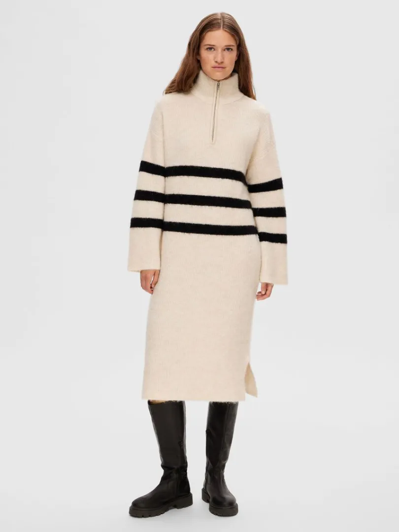 stribet_midikjole_0.webp Kjoler>SELECTED STRIBET MIDIKJOLE Beige