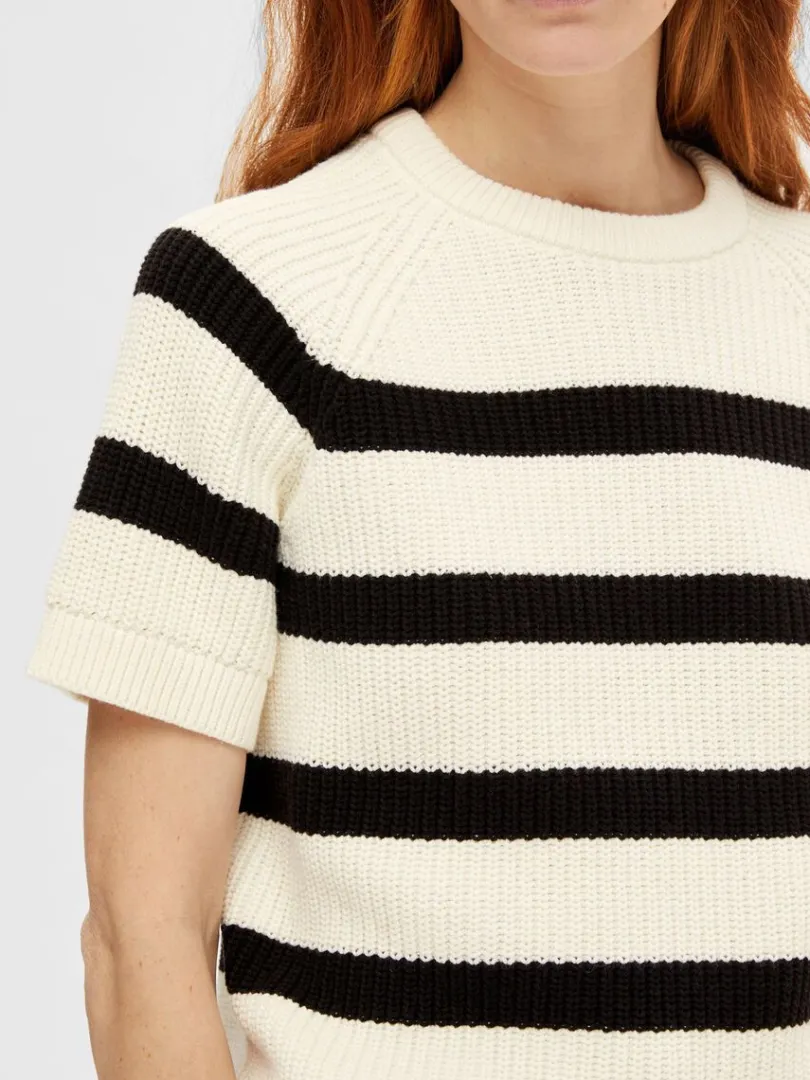 stribet_strikket_top_3.webp Strik>SELECTED STRIBET STRIKKET TOP White