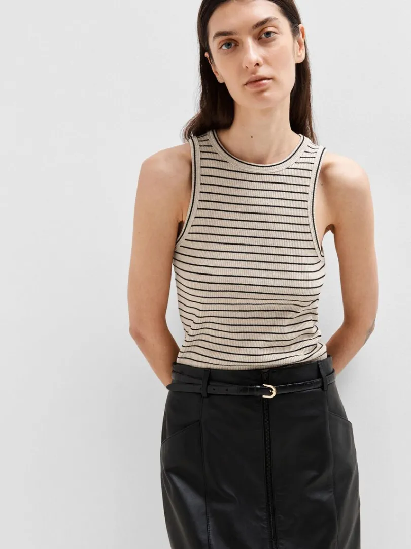 stribet_tanktop_2.webp Toppe Og Bluser>SELECTED STRIBET TANKTOP Beige
