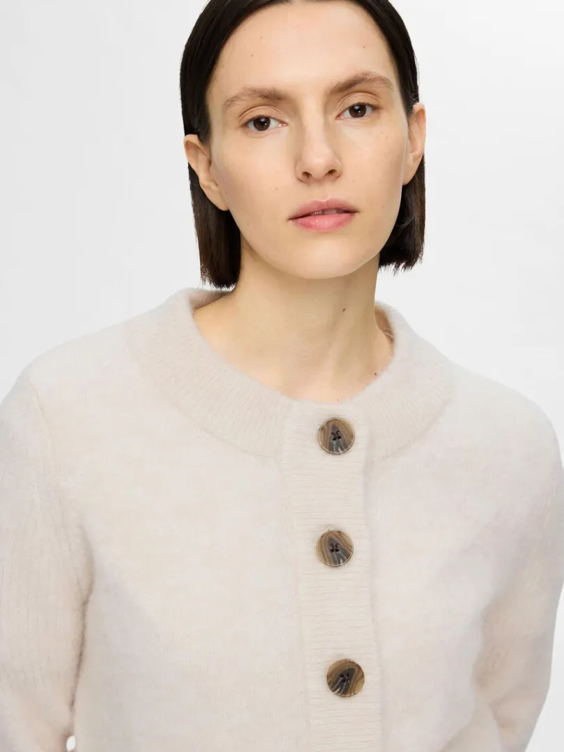 strikket_cardigan_3.webp Strik>SELECTED STRIKKET CARDIGAN Beige