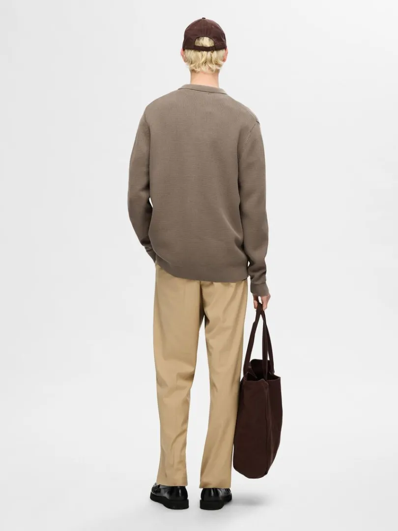 strikket_cardigan_med_lyn_5-1.webp Strik>SELECTED STRIKKET CARDIGAN MED LYNLÅS Brown