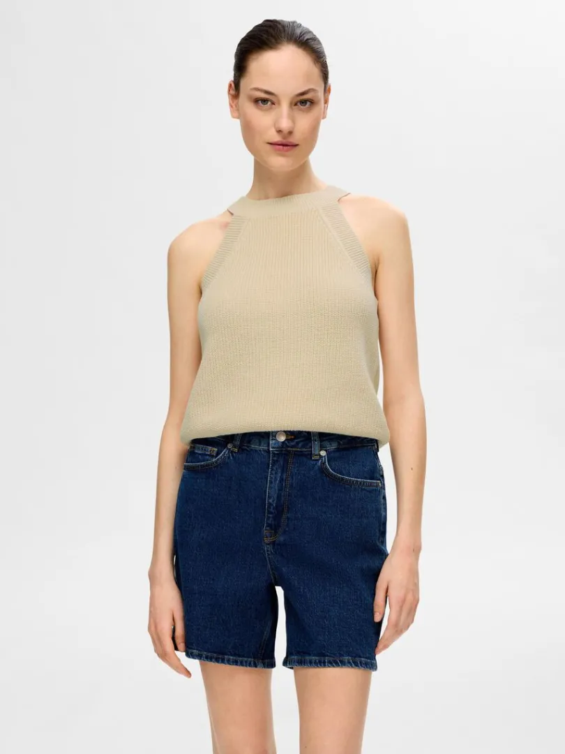 strikket_halterneck_top_0-1.webp Toppe Og Bluser | Strik>SELECTED STRIKKET HALTERNECK TOP Beige