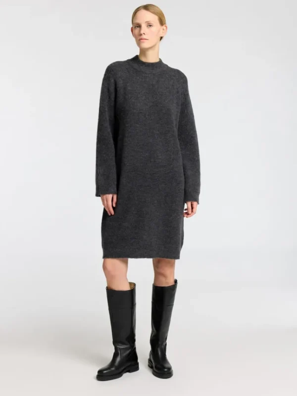 Kjoler | Strik>SELECTED STRIKKET KORT KJOLE Grey