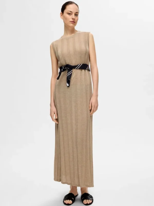 Kjoler | Strik>SELECTED STRIKKET MAXIKJOLE Beige
