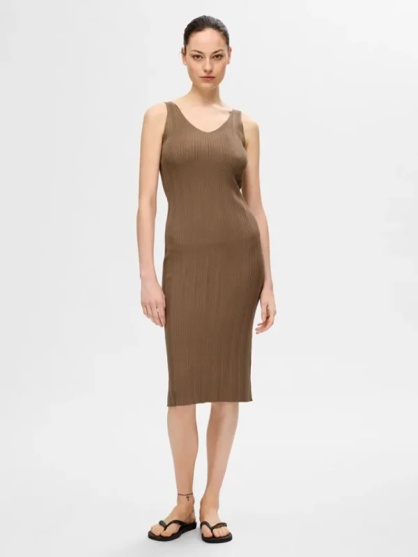 Kjoler | Strik>SELECTED STRIKKET MIDIKJOLE Brown