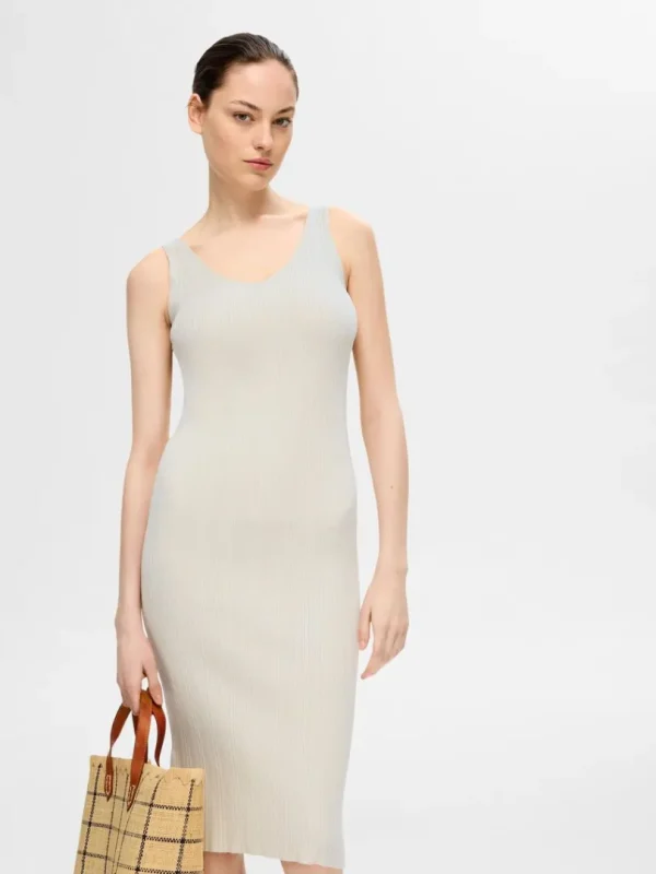 Kjoler | Strik>SELECTED STRIKKET MIDIKJOLE Beige