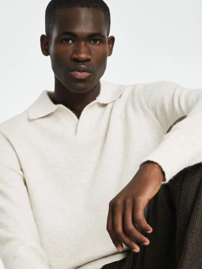 strikket_polo_2-1.webp Poloer>SELECTED STRIKKET POLO Beige