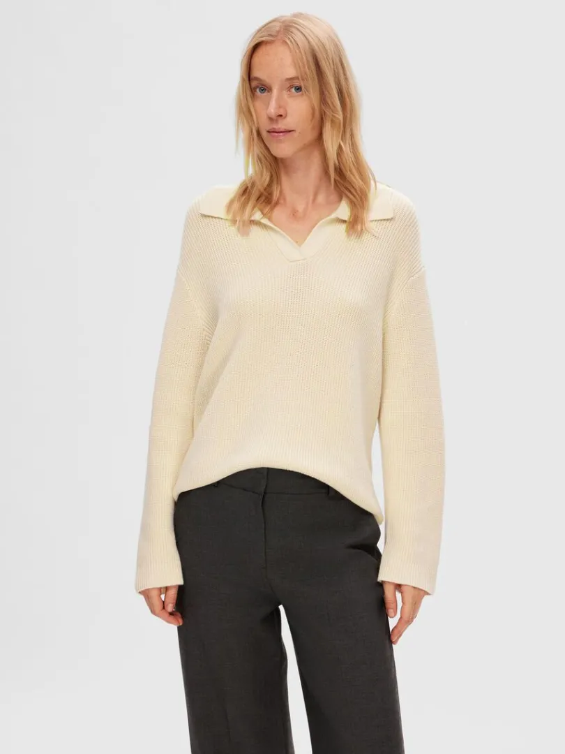 strikket_polo_pullover_2.webp Strik>SELECTED STRIKKET POLO PULLOVER Beige