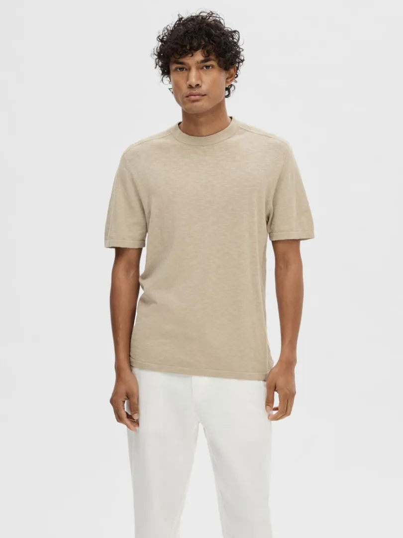 strikket_tshirt_0-3.webp T-shirts>SELECTED STRIKKET T-SHIRT Beige
