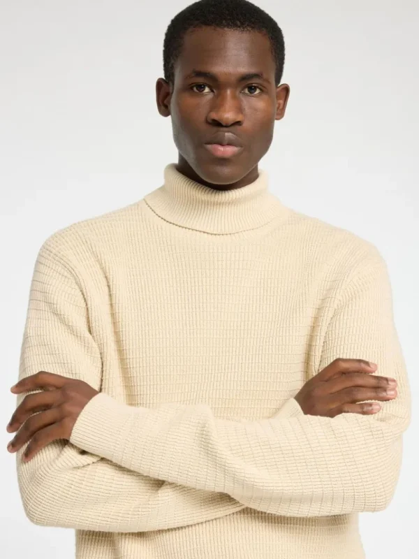 Strik>SELECTED STRUKTURERET RULLEKRAVE Beige