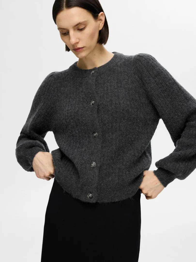 struktureret_strikket_car_2-2.webp Strik>SELECTED STRUKTURERET STRIKKET CARDIGAN Grey