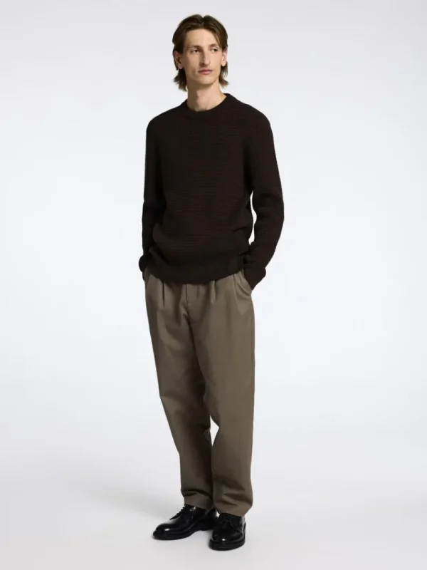 Strik>SELECTED STRUKTURERET SWEATER MED RUND HALS Brown