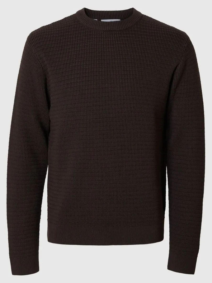 struktureret_sweater_med__4.webp Strik>SELECTED STRUKTURERET SWEATER MED RUND HALS Brown