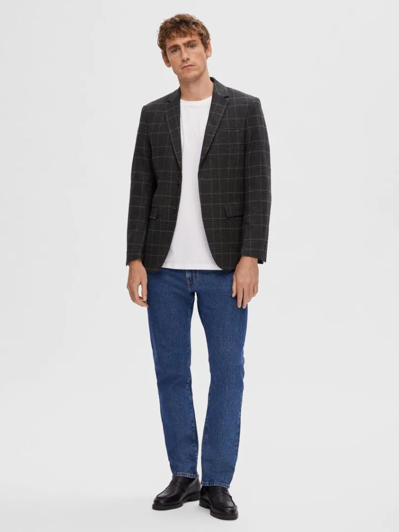 ternet_enkeltradet_blazer_1.webp Jakkesæt & Blazers>SELECTED TERNET ENKELTRADET BLAZER Grey