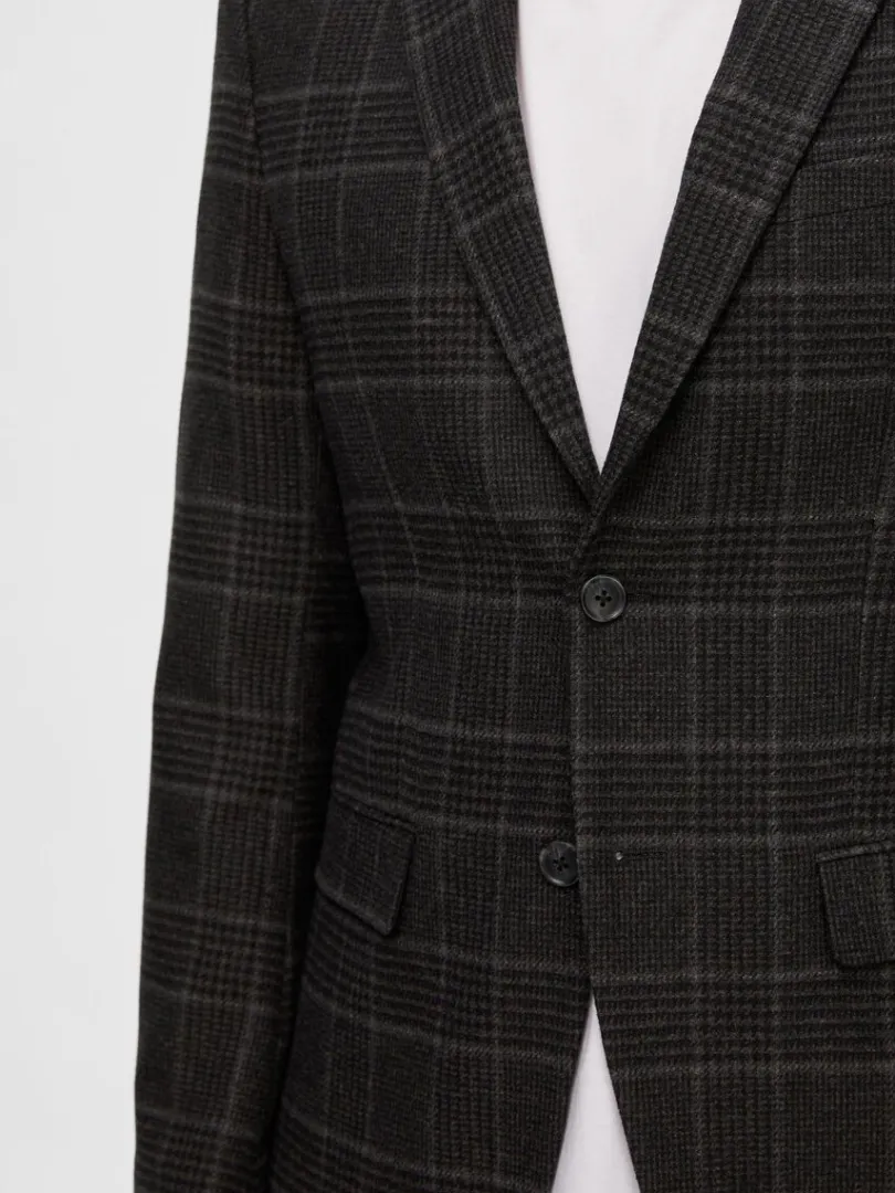 ternet_enkeltradet_blazer_3.webp Jakkesæt & Blazers>SELECTED TERNET ENKELTRADET BLAZER Grey