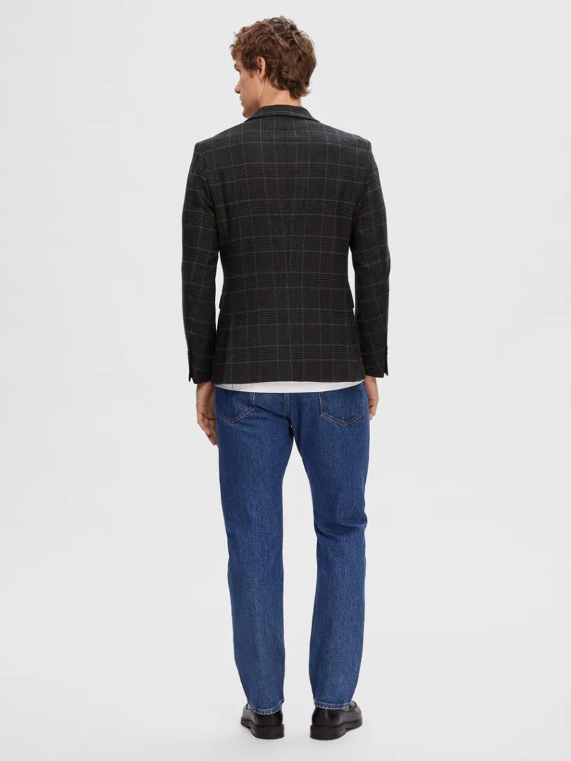 ternet_enkeltradet_blazer_5.webp Jakkesæt & Blazers>SELECTED TERNET ENKELTRADET BLAZER Grey