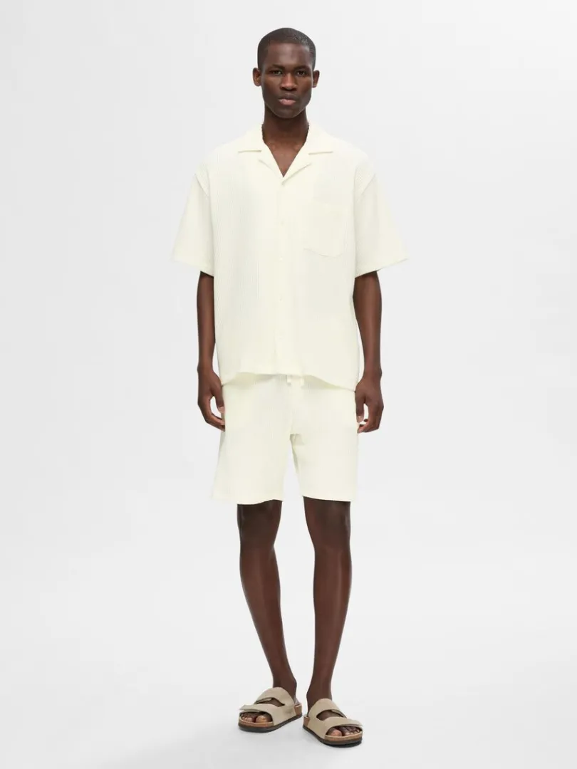 vaflet_shorts_2-4.webp Shorts>SELECTED VAFLET SHORTS White