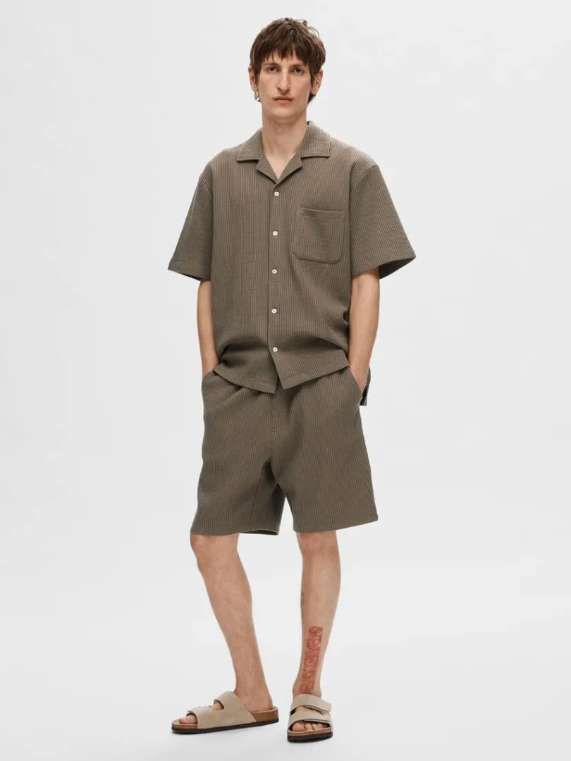 vaflet_shorts_2-5.webp Shorts>SELECTED VAFLET SHORTS Brown