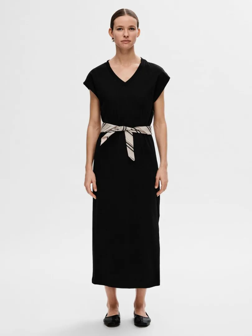 vneck_midikjole_1-1.webp Kjoler>SELECTED V-NECK MIDIKJOLE Black