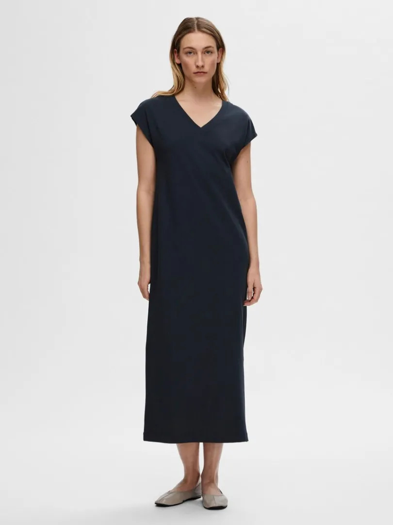vneck_midikjole_1-2.webp Kjoler>SELECTED V-NECK MIDIKJOLE Blue