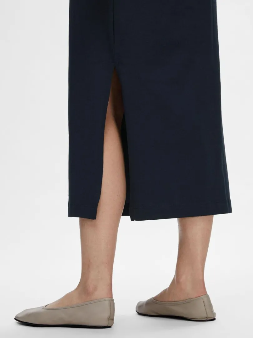 vneck_midikjole_3-2.webp Kjoler>SELECTED V-NECK MIDIKJOLE Blue