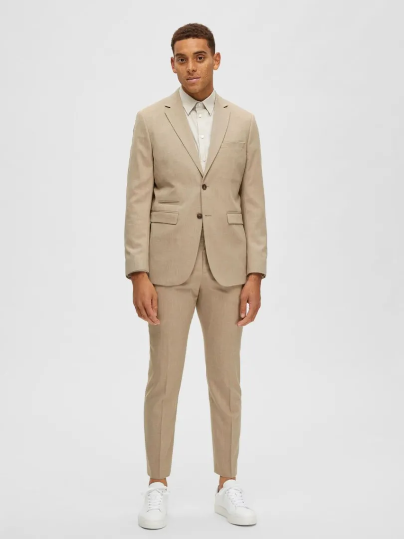 vvet_blazer_2-2.webp Jakkesæt & Blazers>SELECTED VÆVET BLAZER Beige