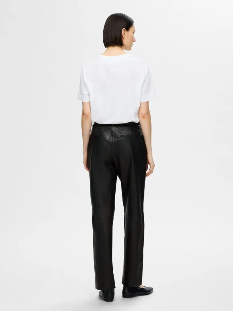 wide_fit_lderbukser_4.webp Bukser>SELECTED WIDE FIT LÆDERBUKSER Black